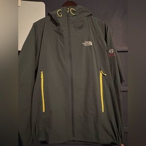 North Face Summit Series HyVent 2.5L Jacket